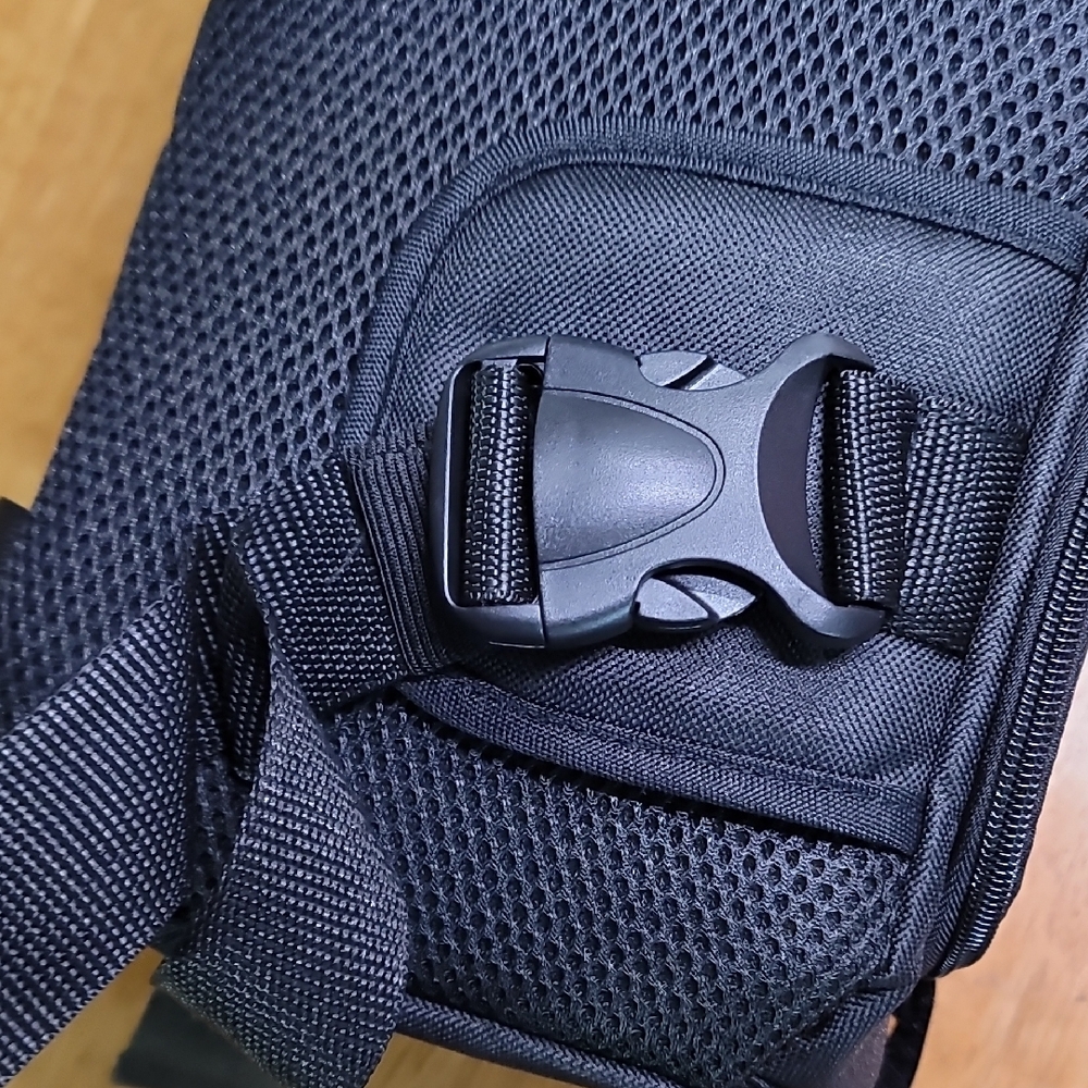 Compact Black Sling Backpack - Picture 8 of 11